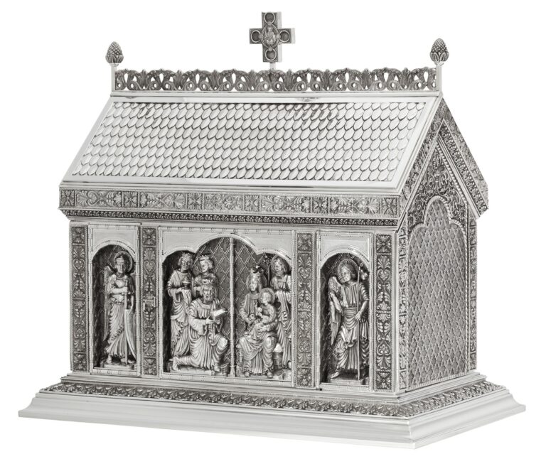 Tabernacle inspired by the Arch of the Magi of the Cologne Cathedral