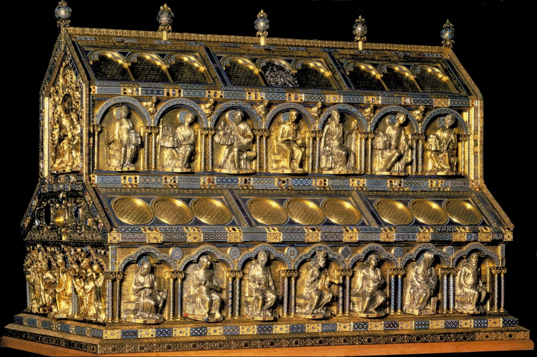 reliquary-of-the-wizard-kings-in-the-cathedral-of-cologne.jpg