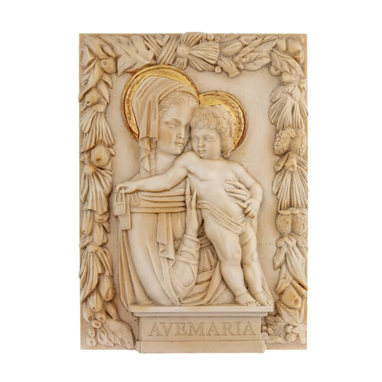 Virgen con Niño y guirnalda 425.282RA