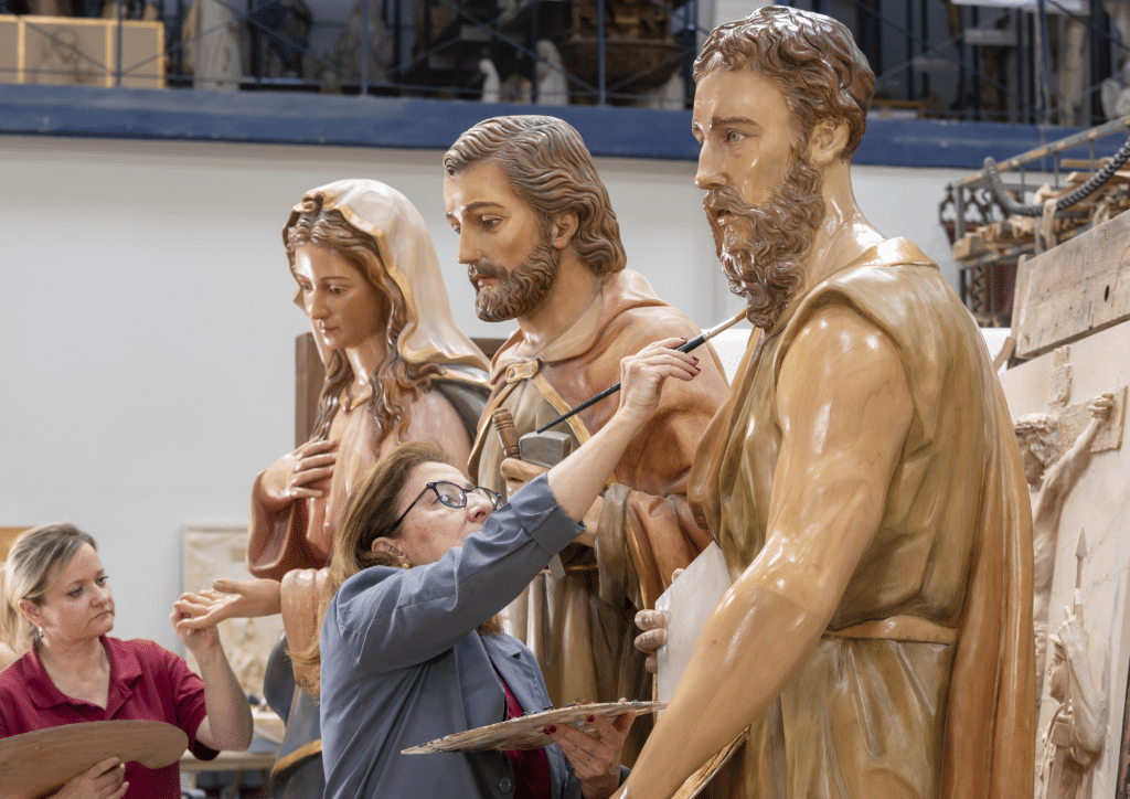 Estatuas religiosas talladas a mano para la devoción americana 1 image 2